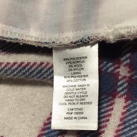 Joie shacket, white blue and purple plaid size lg in excellent condition - Picture 4 of 4